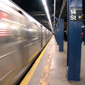 Guiode to New York Subway. Click for details.