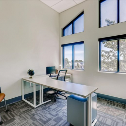 Executive suites in central Longmont