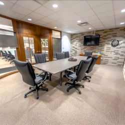 Office suite in Crown Point