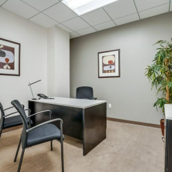 Serviced office centre to rent in Los Angeles