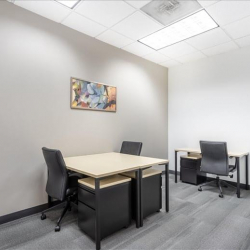 Office accomodation to rent in Miami