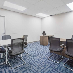 Office accomodations to lease in Oakville