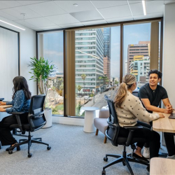 Offices at 915 Wilshire Boulevard