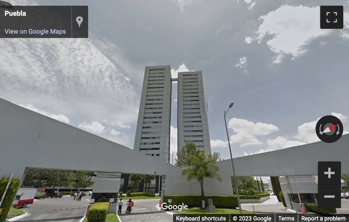 Street View image of Torre Ejecutiva JV II, Vía Atlixcayotl, Piso 13, Puebla