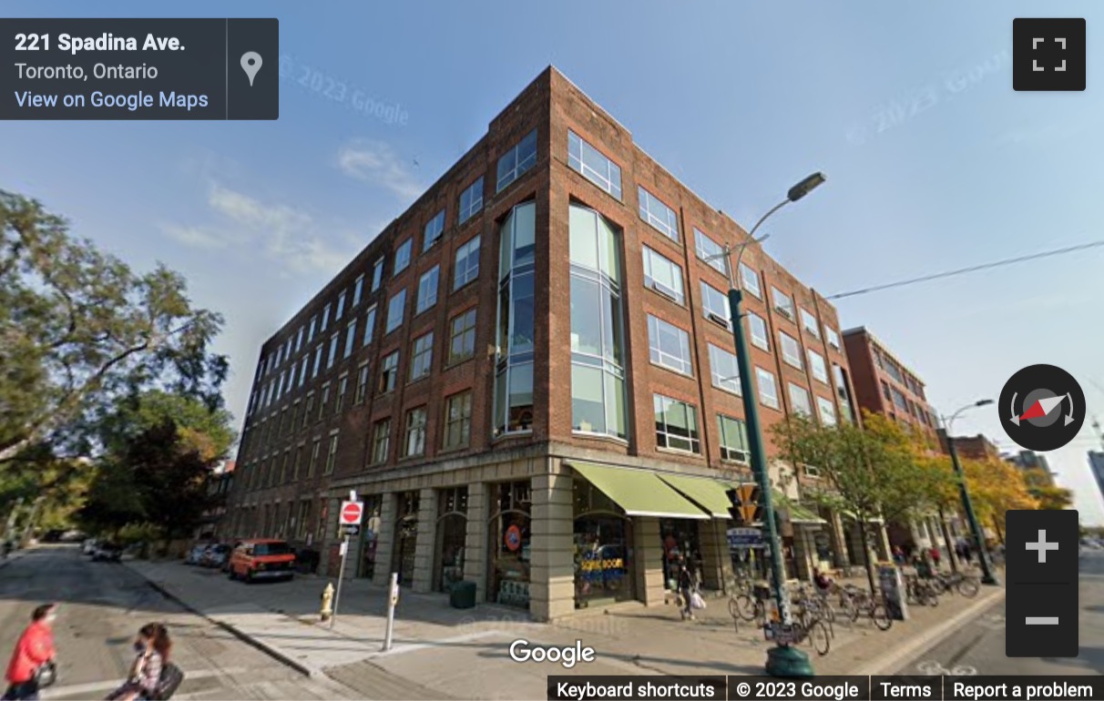 Street View image of 215 Spadina Avenue, Toronto, Ontario