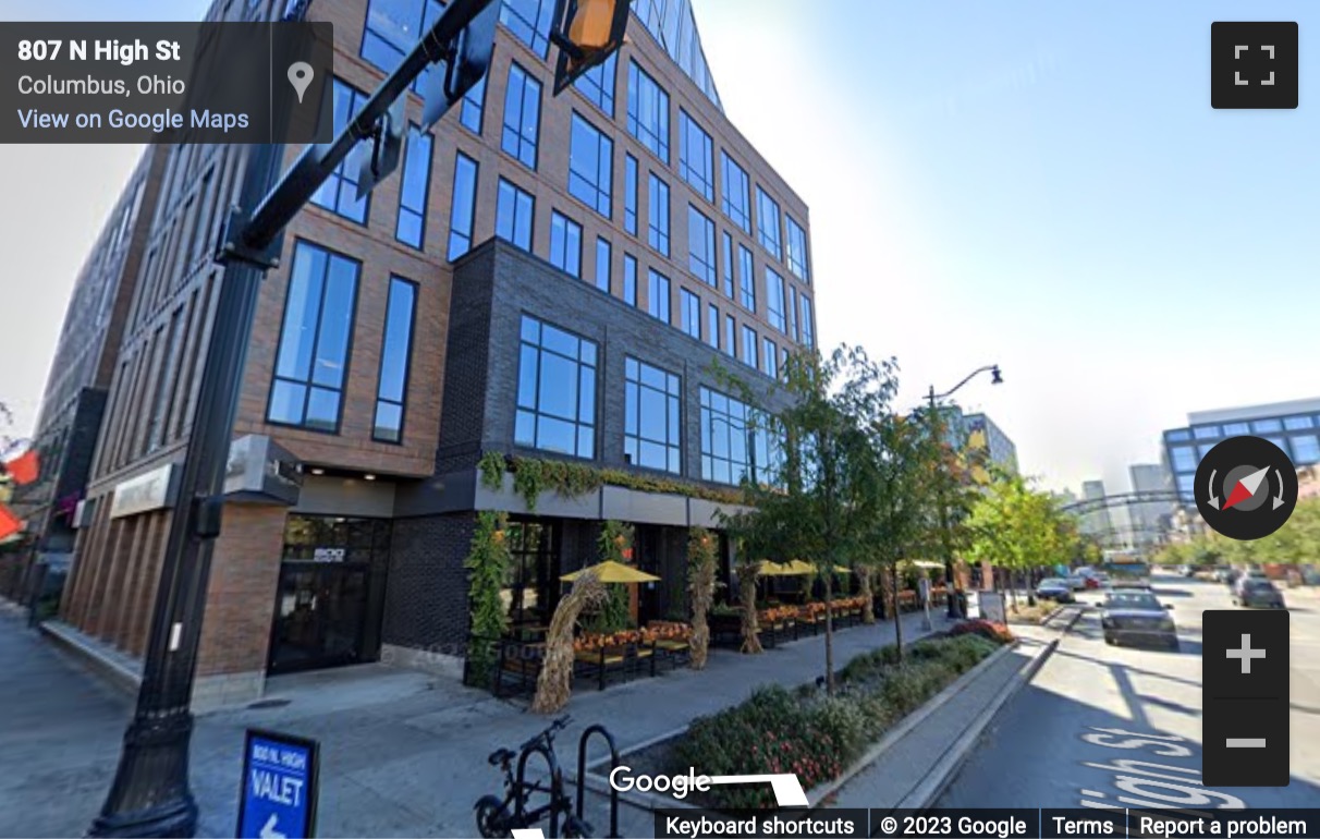 Street View image of 800 North High Street, Columbus (Ohio)