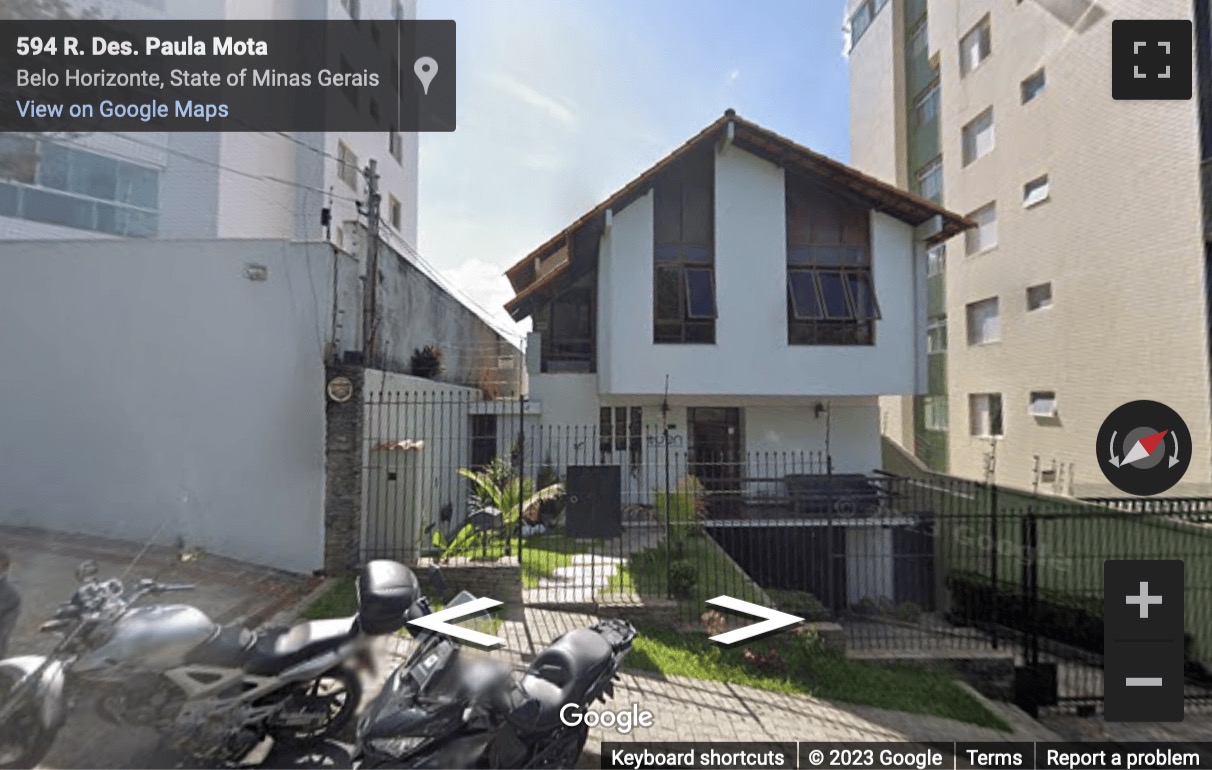 Street View image of Rua Desembargador Paulo Mota, 594, Bairro Ouro Preto, Belo Horizonte